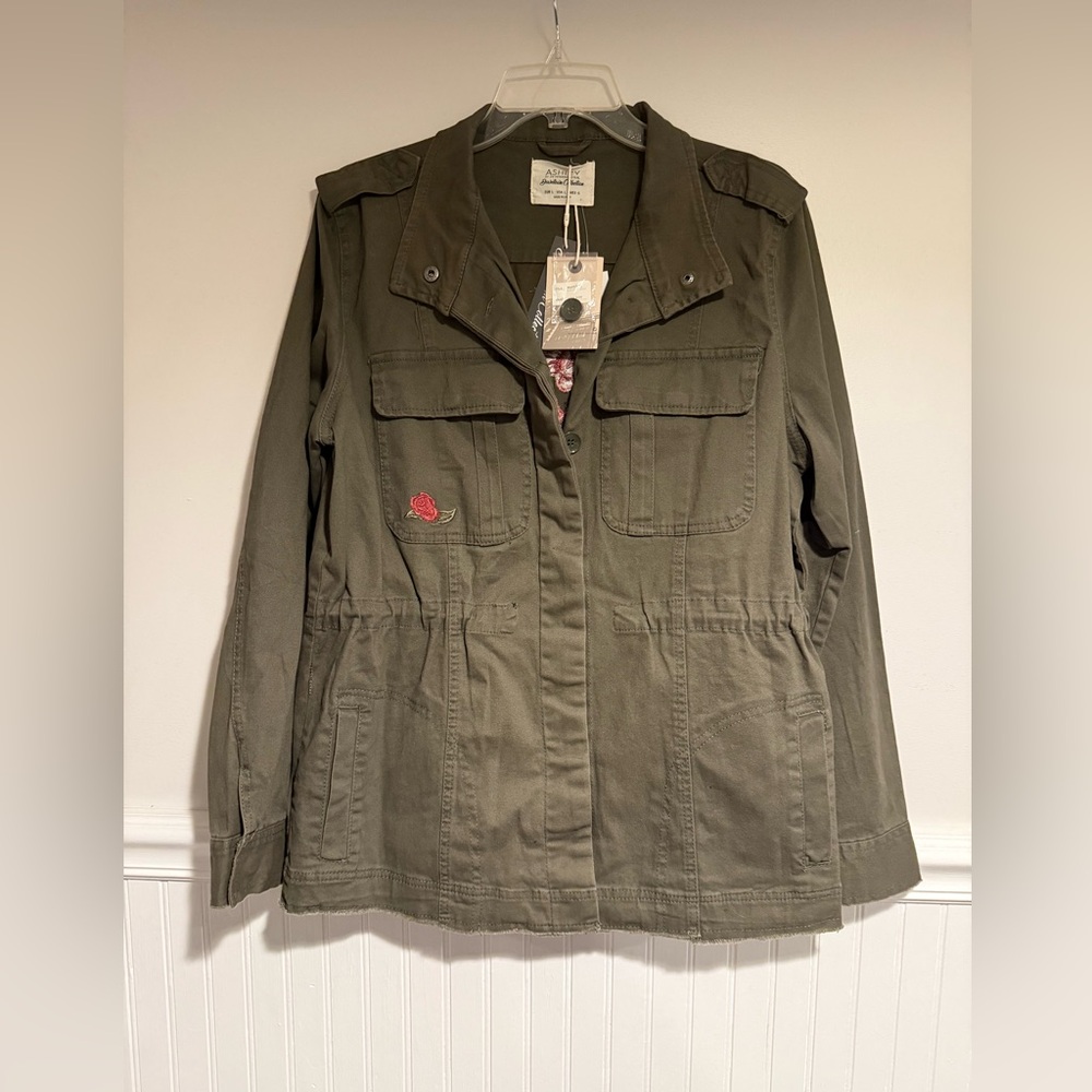 Green Utility Jacket w/ Roses - Women’s Size Large - NWT